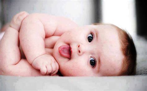 Cute Baby Photos Wallpapers Free Download (1920×1200) - FinetoShine