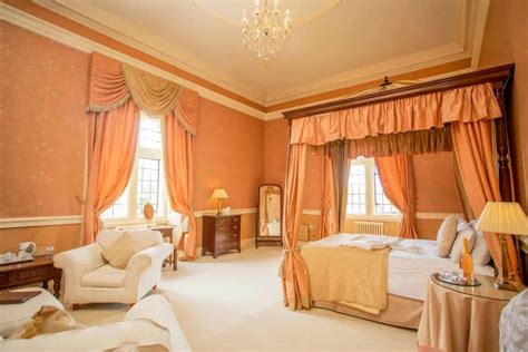 Castle Bedrooms - Clearwell Castle