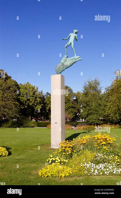 Hand god sculpture carl milles hi-res stock photography and images - Alamy