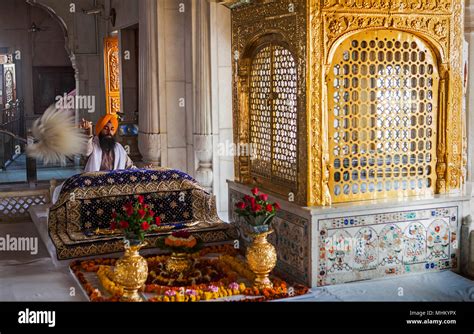 Interior of golden temple, Amritsar, Punjab, India Stock Photo - Alamy