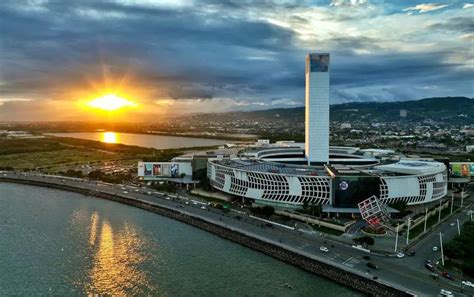 SM Seaside City Cebu - Discover The Philippines