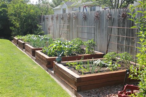 Beautiful Raised Beds for the vegetable garden. (From the Hidden Gardens tour) | Lawn design ...