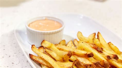 Cooking with Chef Bryan- French Fries & Dipping Sauce | KUTV