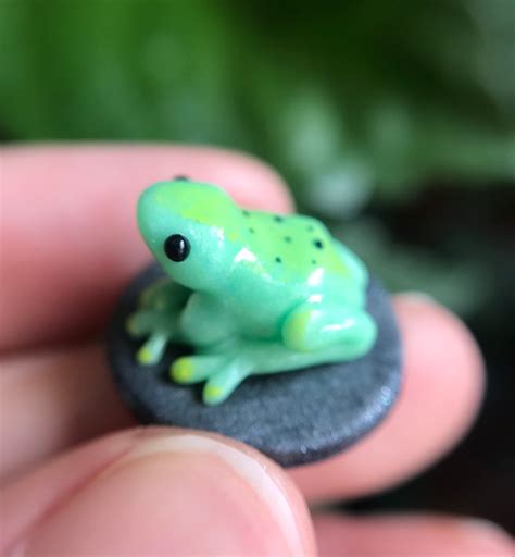 Little Frog Figurine Miniature Frog Sculpture Glow in the - Etsy