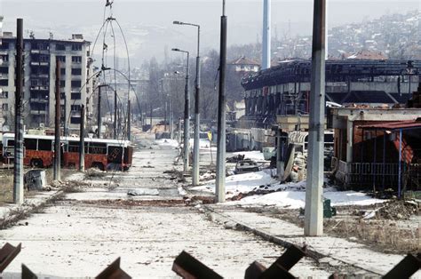 Bosnian War | Facts, Summary, Combatants, & War Crimes | Britannica