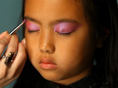 Makeup Tutorials For Kids | Examples and Forms