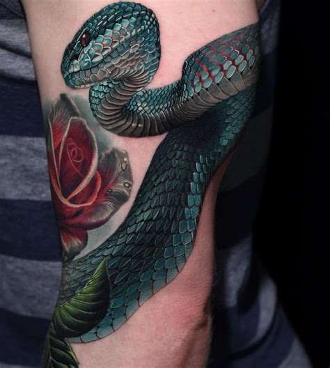 Update more than 74 snake wrapped around thigh tattoo - in.coedo.com.vn