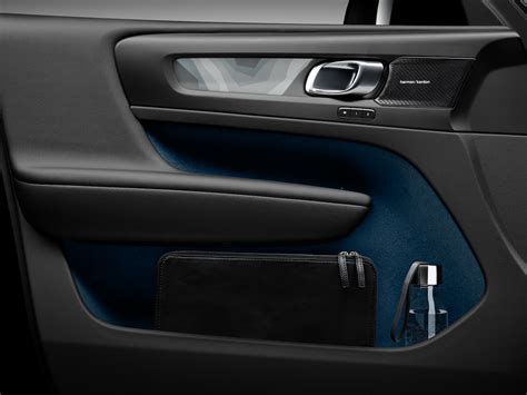 C40 Recharge pure electric - Interior design | Volvo Cars - UK