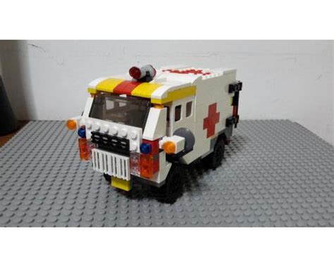 LEGO MOC-5770 Ambulance (System > Vehicle > Fire 2016) | Rebrickable ...