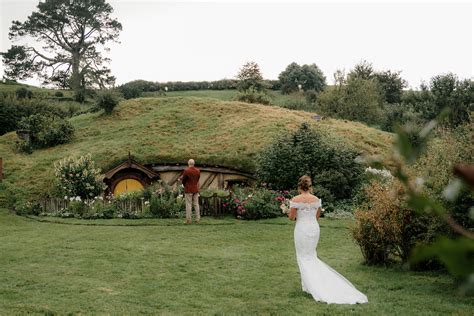 The Cutest, Coziest Wedding at Hobbiton — Dear White | Auckland Wedding ...