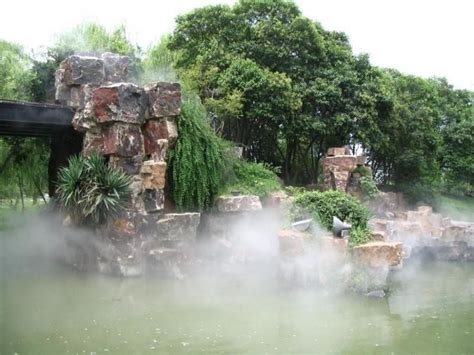 Small Smoking Gas Mist Fog Water Fountain , Stainless Steel Floor Mist Fountain