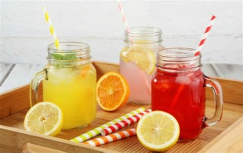 9 Easy To Make Refreshing Drinks