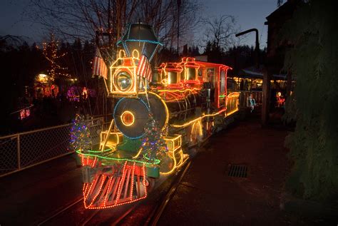 ZooLights | Oregon Zoo