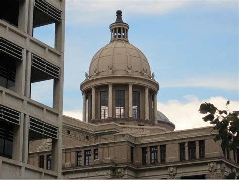 Houston in Pics: Photos of Old Harris County Courthouse (erected 1910) and location on map