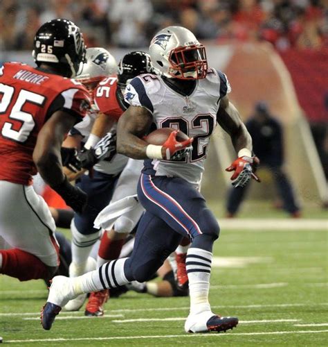 Patriots vs Falcons - The Sun Chronicle : Patriots