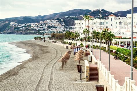 Vakantie Nerja - Hotels & appartementen aan zee in Nerja | TUI