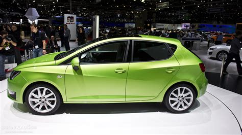 SEAT IBIZA - seat-ibiza_green_8.jpg