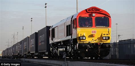 First freight train from China to Britain arrives | Daily Mail Online