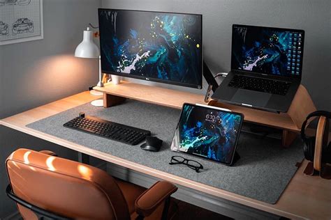 Desk setups that maximize productivity: Part 3 - Yanko Design