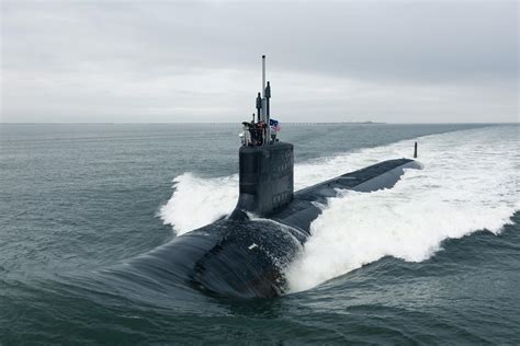 [7360 × 4912] Virginia-Class Submarine Indiana (SSN 789) during alpha ...