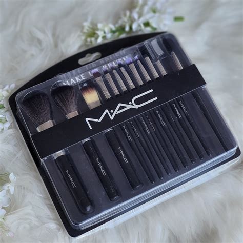 MAC Professional Makeup Brush Set 12Pcs Gift Box Makeup Tool Cosmetic Makeup Brush Set ...