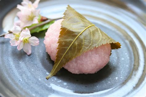 Sakura Mochi (Cherry Blossom Sweet Rice Cakes) Recipe