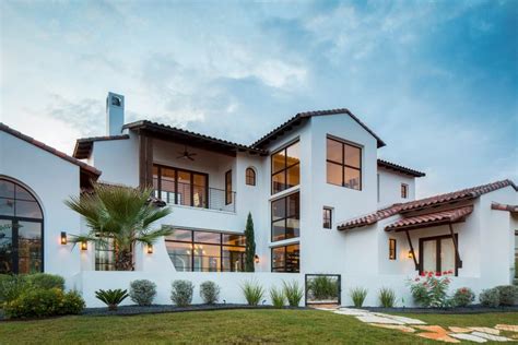 Spanish Contemporary Architecture in Austin | Vanguard Studio | Spanish ...