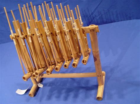 Angklung Indonesia " From Bamboo become beautifull musical instrument ...