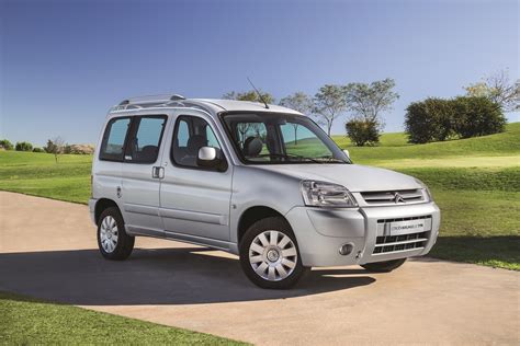 CarsDrive Córdoba Lanzamiento: Citroën Berlingo XTR, edición especial ...