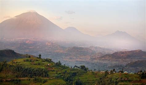 Virunga Mountains: the virunga mountain ranges mountain