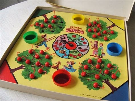 Vintage Hi Ho Cherry O Board Game c. 1960 Complete