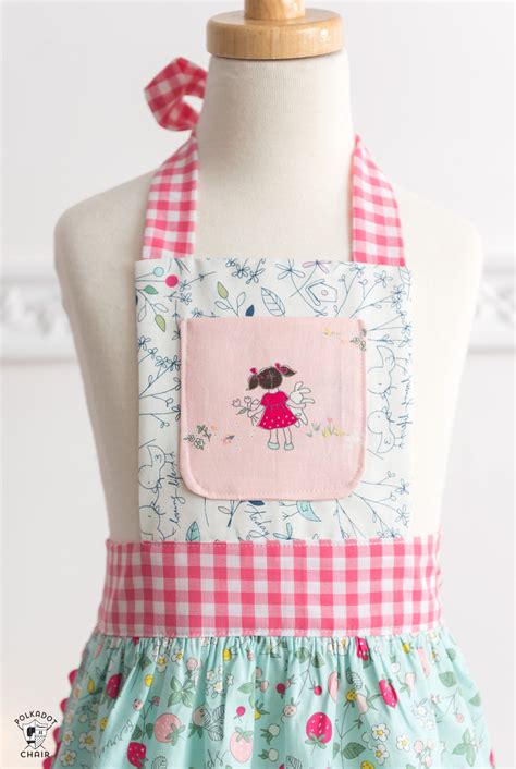 How to Sew Kids Aprons, a free Child's Apron Pattern | Polka Dot Chair