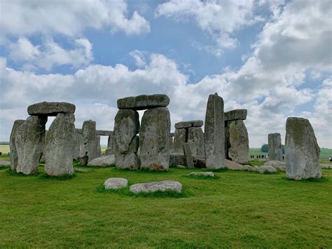 Stonehenge: Britain's Prehistoric Treasure - Spiritual Travels