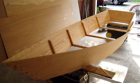 How to build a skiff boat from plywood | Adirondack guide canoe plans