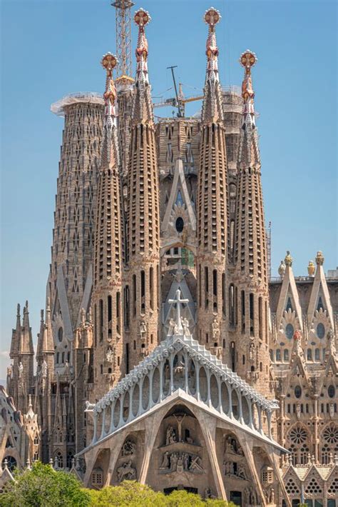 Barcelona Sagrada Familia, Spain | Snaps Hub