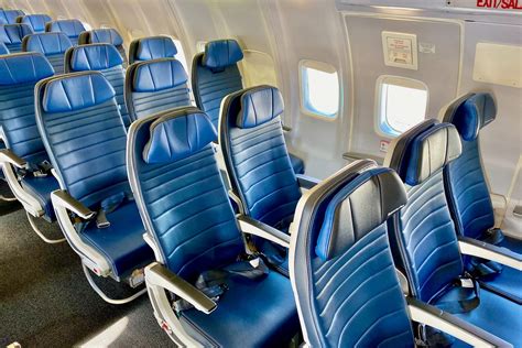 United's adding more lie-flat seats to its domestic network