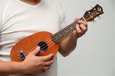 How to Learn Soprano Ukulele Quickly if You Play Guitar: 7 Steps