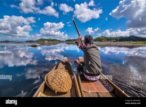 loktak lake manipur Stock Photo - Alamy