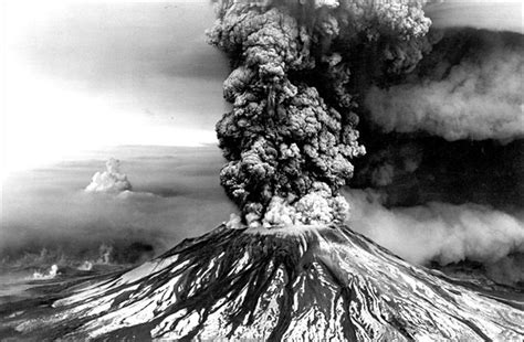 Watch the 1980 Eruption of Mount St. Helens From Space | WIRED