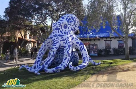 Inflatable Art Installations - Inflatable Design Group