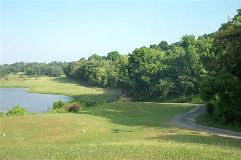 Best Golf Courses in Batam 2023 | Batam Golf Clubs in Indonesia