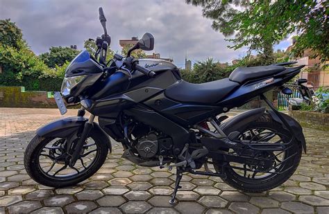 Bajaj Pulsar NS 160 ABS First Ride: Surprising Experience