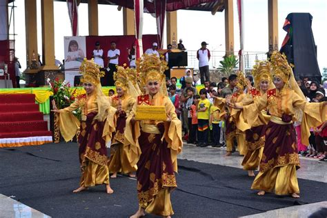 Tari-Tandak-Riau - Thegorbalsla