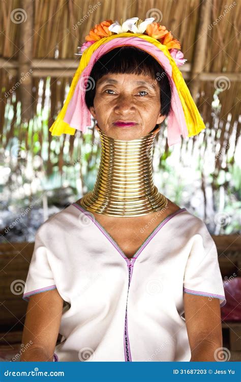 Long Neck Woman in Thailand Editorial Stock Photo - Image of poor, exotic: 31687203