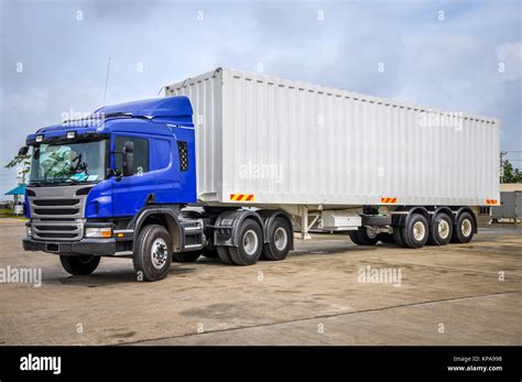 Container trailer hi-res stock photography and images - Alamy