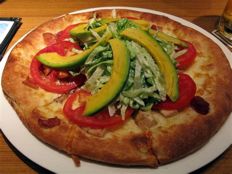 just a rumbly in my tumbly: California Pizza Kitchen [加州創意廚房]