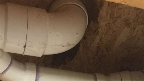 Soil pipe repair - How to easily fix your leaking PVC toilet waste pipe