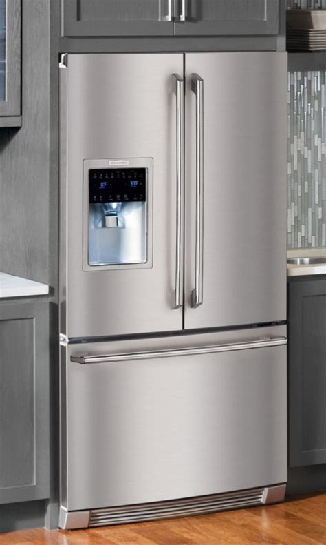 {sponsored} Electrolux French Door Refrigerators with #PerfectTemp @ElectroluxUS - Flour On My Face