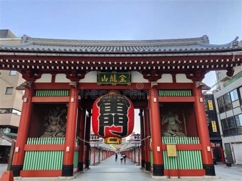 Kaminarimon Gate at Senso-ji Temple Tokyo Editorial Image - Image of symbol, history: 323689070