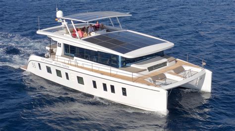 Sea trial and review of the Silent 55 solar-electric power catamaran - Power & Motoryacht